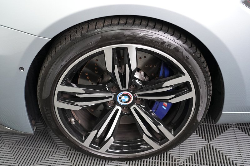 BMW M6 V8 - U285