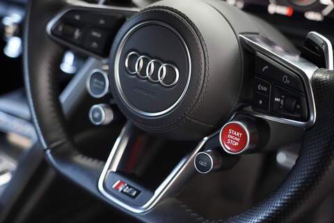 Audi R8 FSI V10 Plus - U286