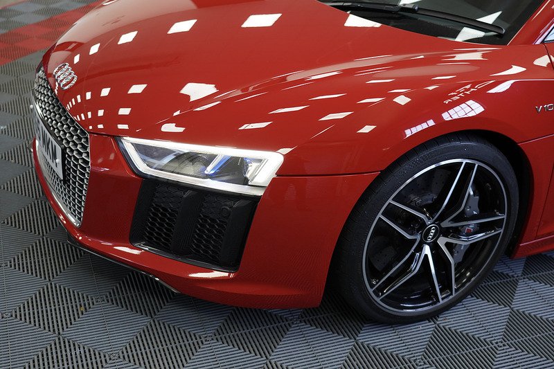 Audi R8 FSI V10 Plus - U286