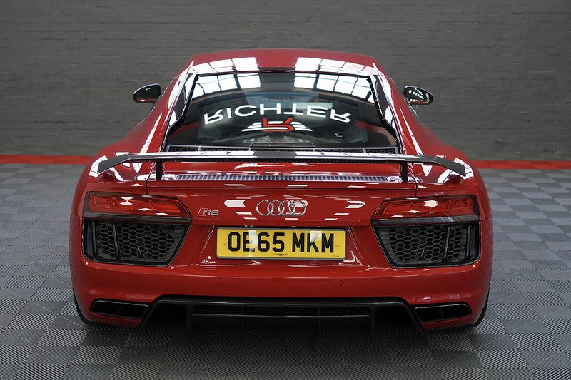 Audi R8 FSI V10 Plus - U286