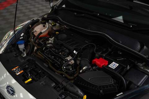 Ford Fiesta T EcoBoost MHEV ST-Line Edition - U287