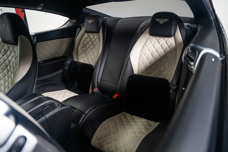 Bentley Continental V8 GT S - U289