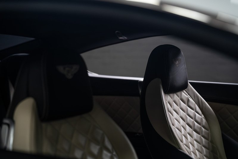 Bentley Continental V8 GT S - U289