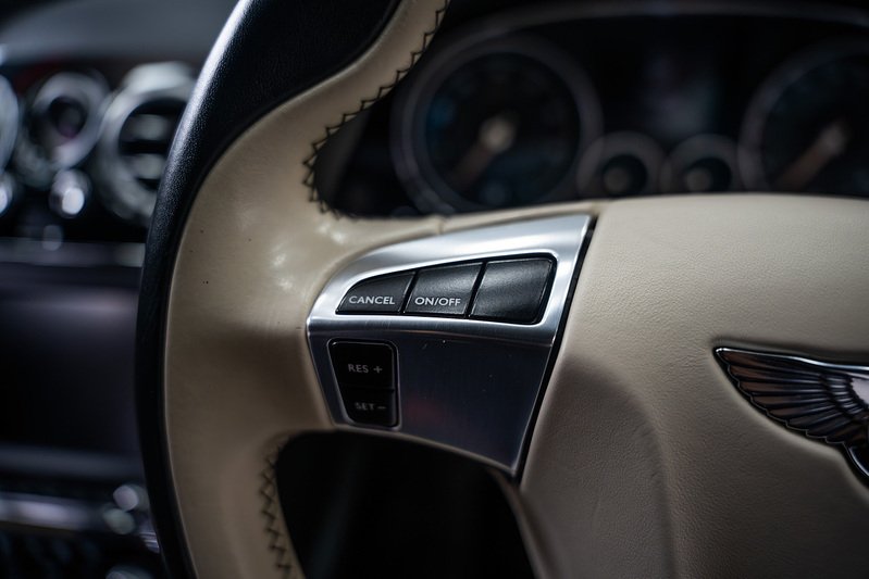 Bentley Continental V8 GT S - U289