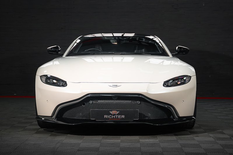 Aston Martin Vantage V8 - U291