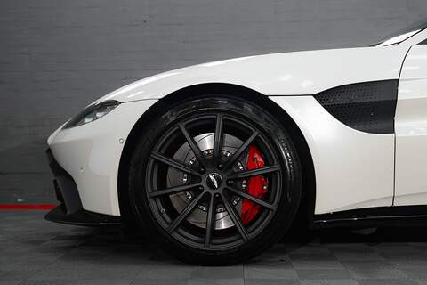 Aston Martin Vantage V8 - U291
