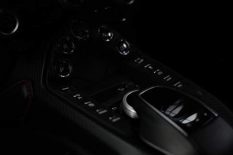 Aston Martin Vantage V8 - U291