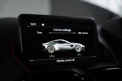 Aston Martin Vantage V8 - U291