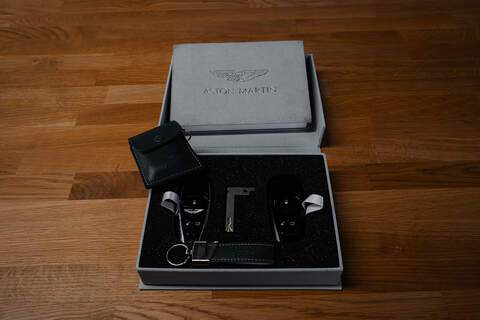 Aston Martin Vantage V8 - U291