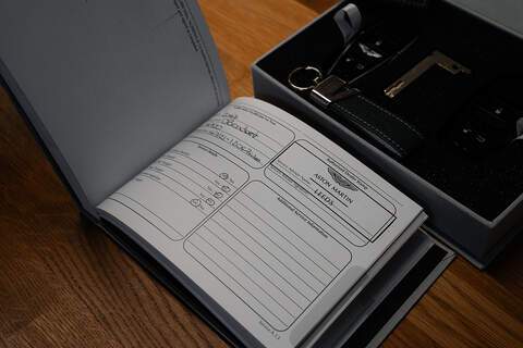 Aston Martin Vantage V8 - U291