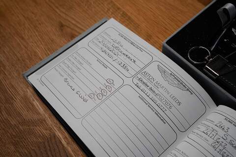 Aston Martin Vantage V8 - U291