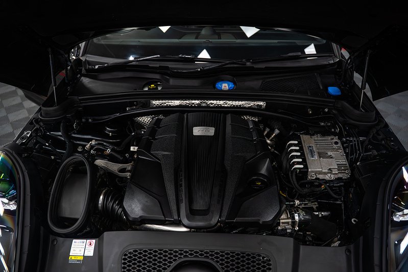 Porsche Macan T V6 Turbo - U294