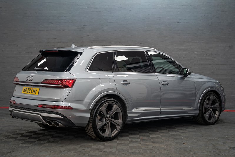 Audi SQ7 TFSI V8 - U296