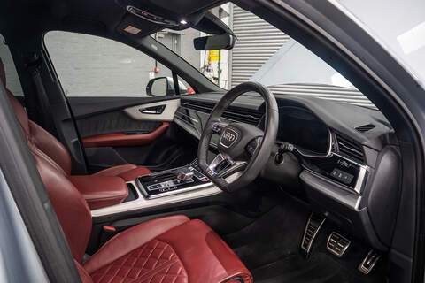 Audi SQ7 TFSI V8 - U296