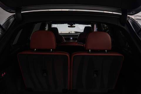 Audi SQ7 TFSI V8 - U296