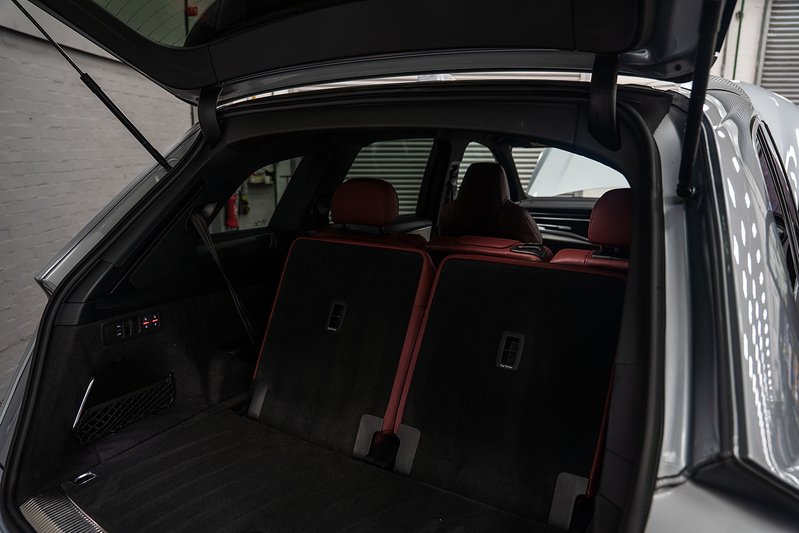 Audi SQ7 TFSI V8 - U296