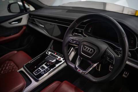 Audi SQ7 TFSI V8 - U296