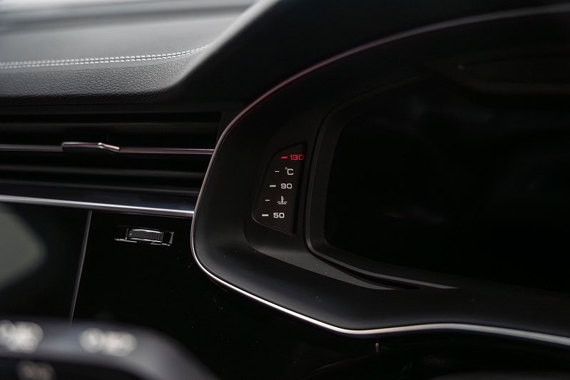 Audi SQ7 TFSI V8 - U296