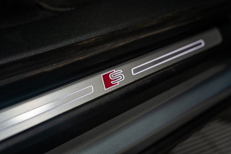 Audi SQ7 TFSI V8 - U296