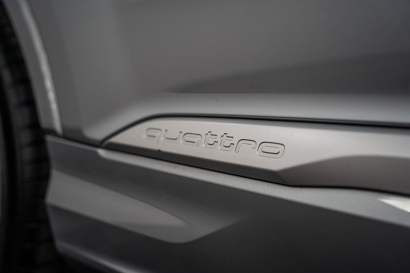 Audi SQ7 TFSI V8 - U296