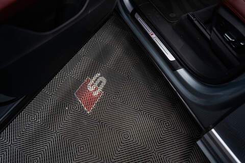 Audi SQ7 TFSI V8 - U296