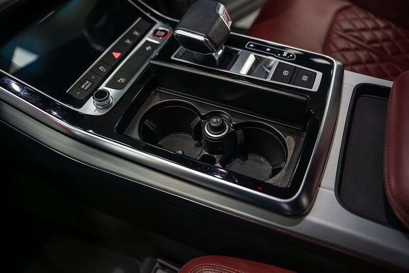 Audi SQ7 TFSI V8 - U296