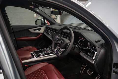 Audi SQ7 TFSI V8 - U296