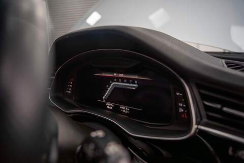 Audi SQ7 TFSI V8 - U296