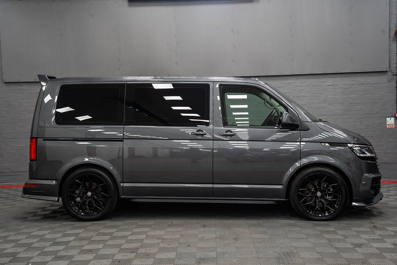 Volkswagen Transporter Shuttle BiTDI SE - U298