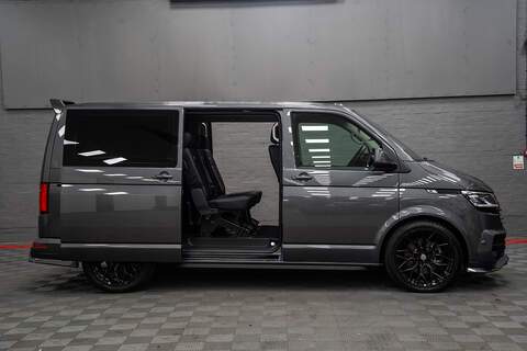 Volkswagen Transporter Shuttle BiTDI SE - U298