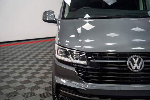 Volkswagen Transporter Shuttle BiTDI SE - U298