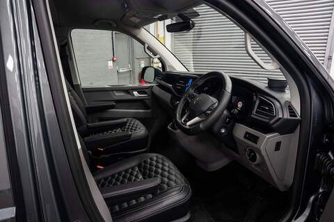 Volkswagen Transporter Shuttle BiTDI SE - U298