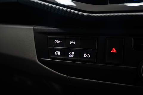 Volkswagen Transporter Shuttle BiTDI SE - U298