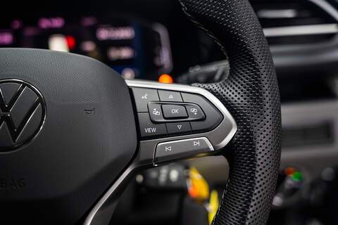 Volkswagen Transporter Shuttle BiTDI SE - U298