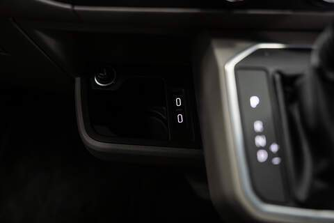 Volkswagen Transporter Shuttle BiTDI SE - U298