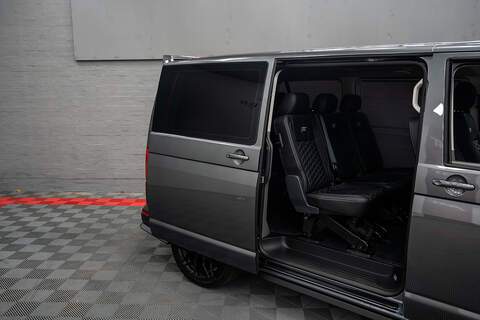 Volkswagen Transporter Shuttle BiTDI SE - U298