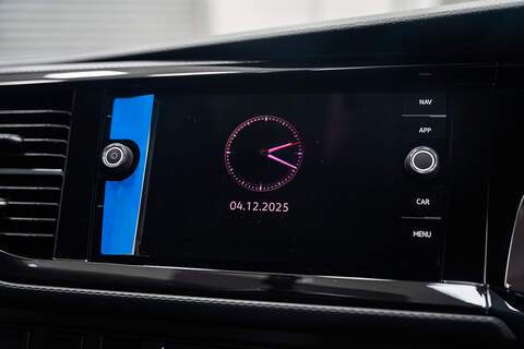 Volkswagen Transporter Shuttle BiTDI SE - U299