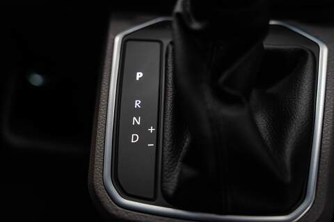 Volkswagen Transporter Shuttle BiTDI SE - U299