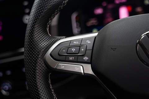 Volkswagen Transporter Shuttle BiTDI SE - U299