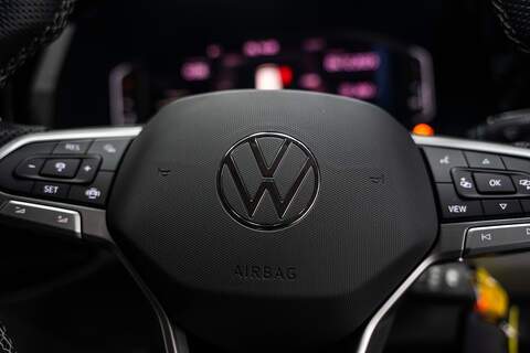 Volkswagen Transporter Shuttle BiTDI SE - U299