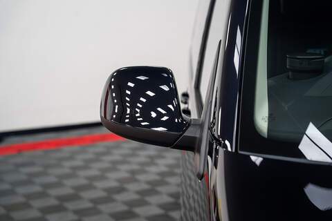 Volkswagen Transporter Shuttle BiTDI SE - U299