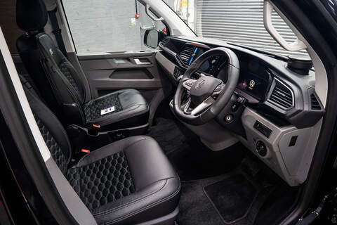 Volkswagen Transporter Shuttle BiTDI SE - U299