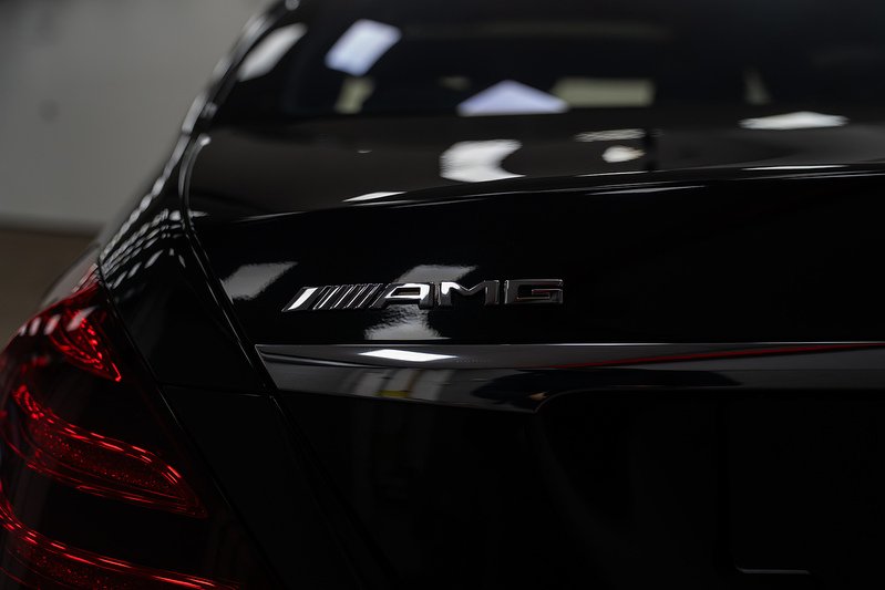 Mercedes-Benz S Class S63L V8 BiTurbo AMG - U300