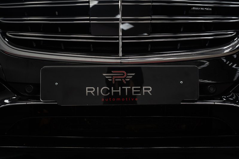 Mercedes-Benz S Class S63L V8 BiTurbo AMG - U300