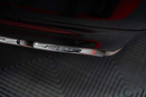 Mercedes-Benz S Class S63L V8 BiTurbo AMG - U300