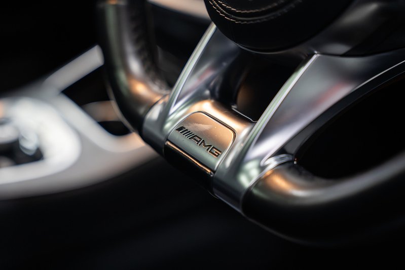 Mercedes-Benz S Class S63L V8 BiTurbo AMG - U300