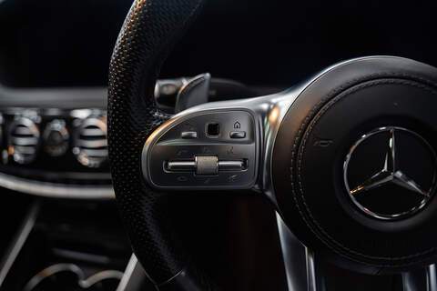 Mercedes-Benz S Class S63L V8 BiTurbo AMG - U300