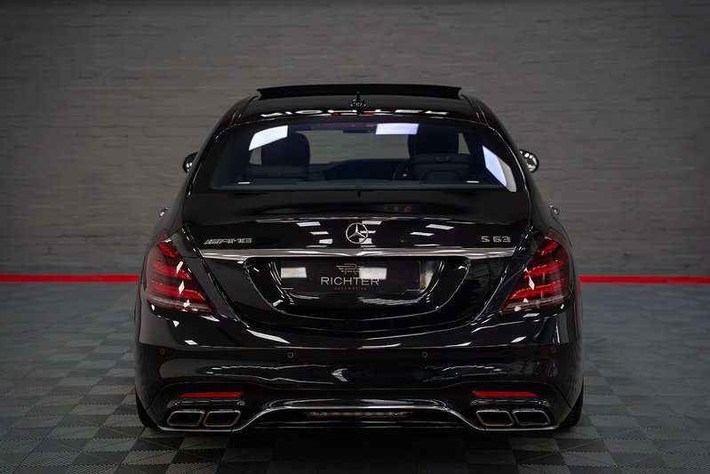 Mercedes-Benz S Class S63L V8 BiTurbo AMG - U300