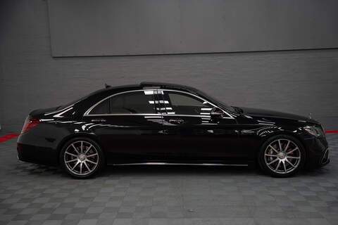 Mercedes-Benz S Class S63L V8 BiTurbo AMG - U300