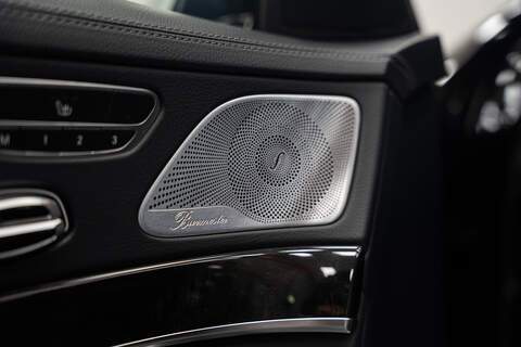 Mercedes-Benz S Class S63L V8 BiTurbo AMG - U300